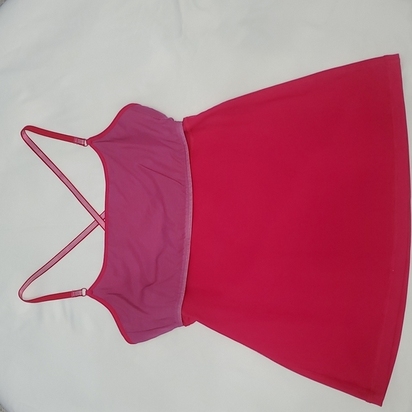 Lululemon hot pink size 4/6 tank - Picture 3 of 5